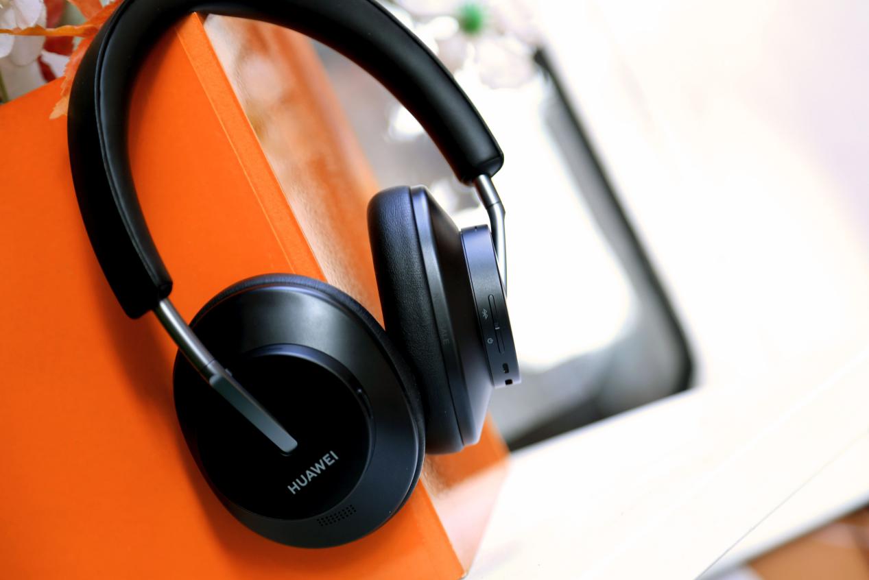 颜值不俗降噪优秀,双12选主动降噪耳机当属TA