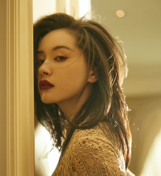 网传继《欢乐颂》后，杨紫又将出演现代剧，搭档王子文再演姐妹花休闲区蓝鸢梦想 - Www.slyday.coM