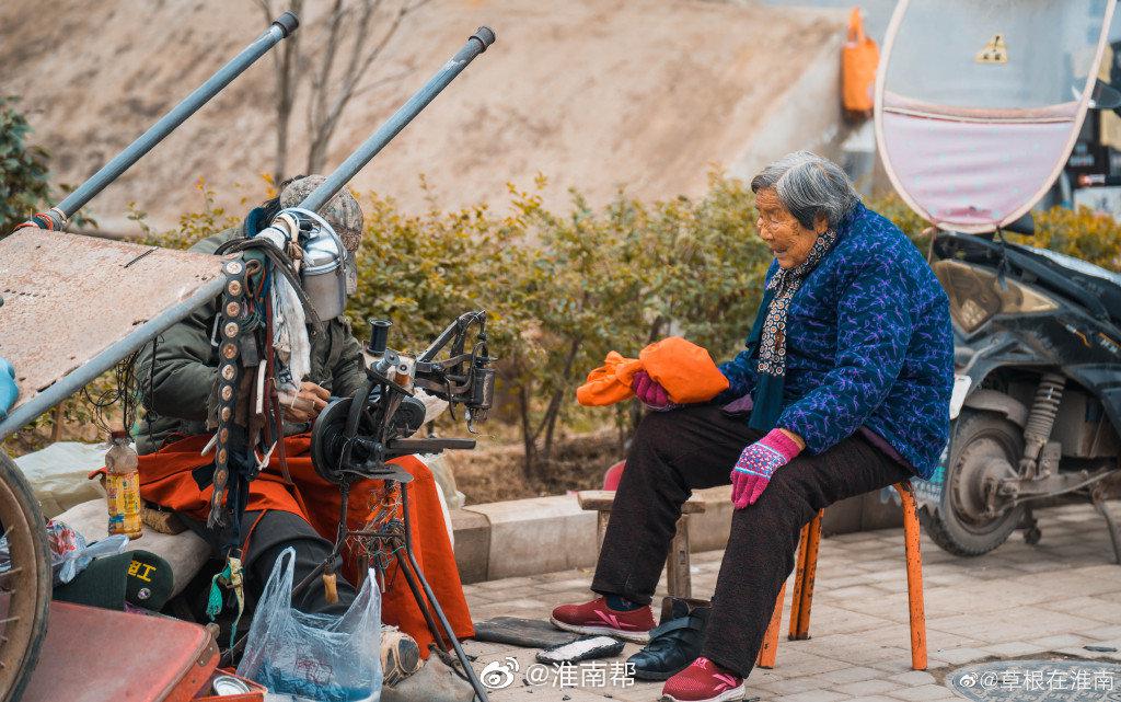 生活中的平凡和不易 普通人的闪光与不屈 photo by