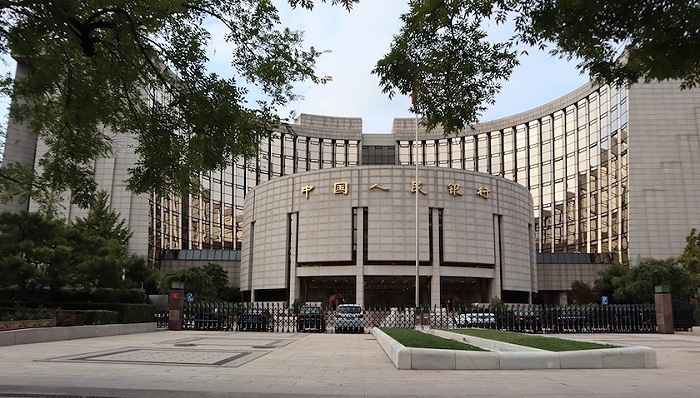 央行稳杠杆第一步，收紧金融机构海外融资