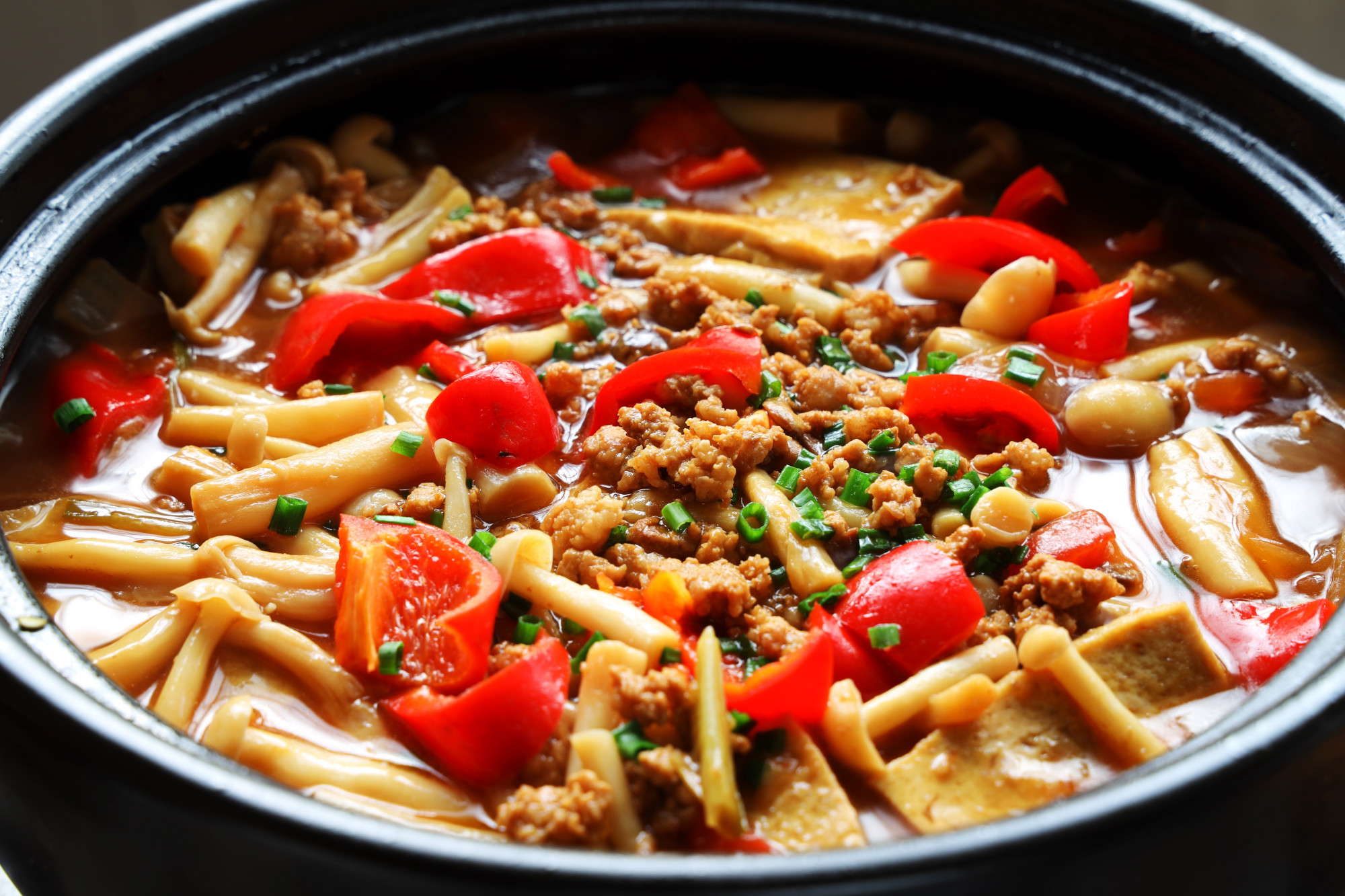 寒露之后,这6道砂锅炖菜要多吃,驱寒保暖,营养美味,我家常吃