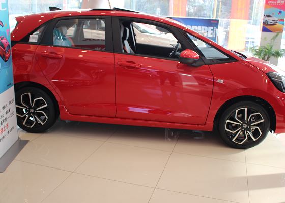 全新本田life到店红色涂装很洋气15l动力强配主动安全系统