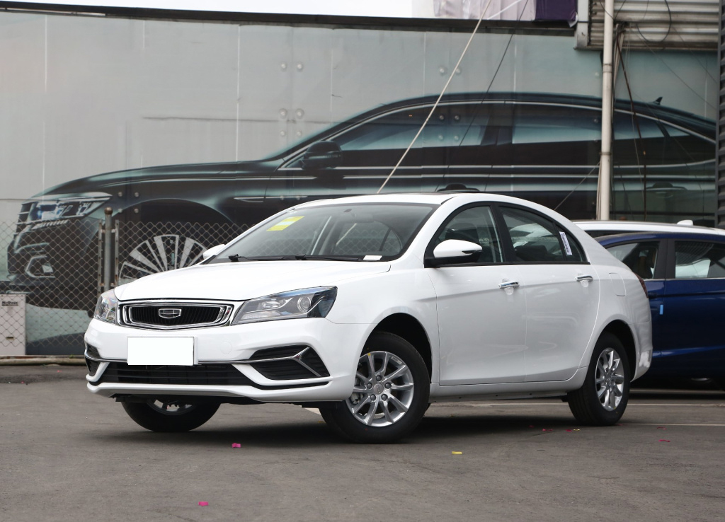 7万块买台吉利帝豪自动挡天窗能遮风挡雨适合老百姓