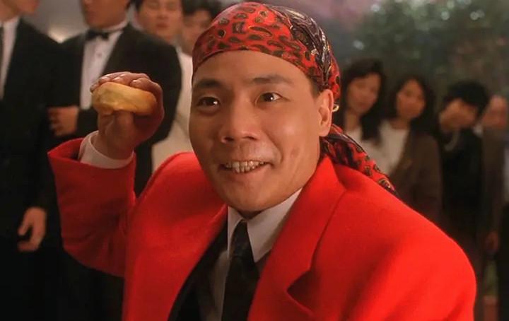 59岁程东走穴捞金,娶小19岁娇妻生活美滋滋,为女儿不演反派