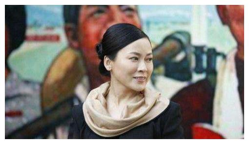她26岁获百花影后，出道25年无绯闻，现45岁与丈夫低调相爱14年|刘欣_新浪娱乐_新浪新闻