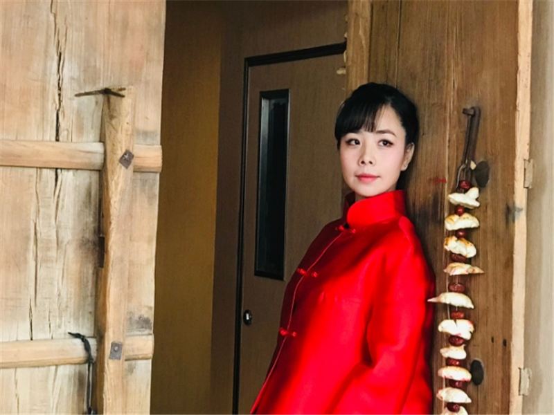 王二妮为了爱情抛弃事业重回农村后日子却非常艰辛