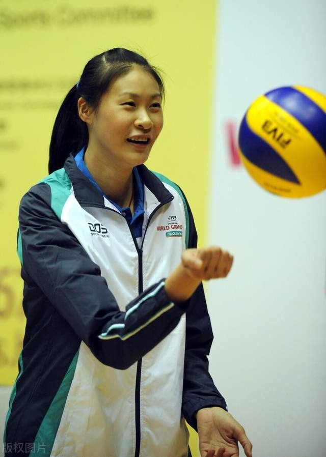 称其为"挨揍担当",训练被揍成家常便饭|杨昊|张娜|女排_新浪新闻