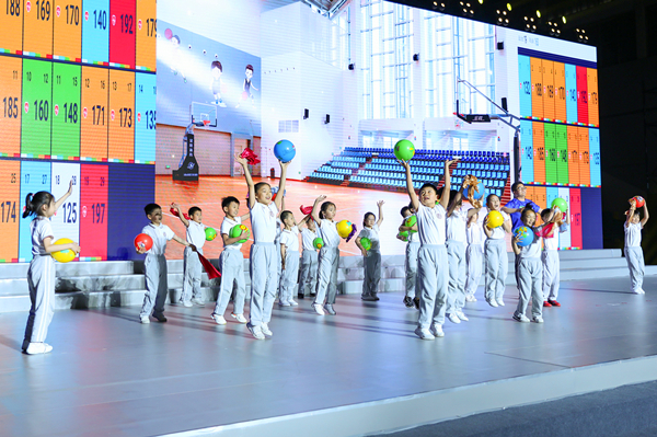 图说：中国儿童青少年体育健康促进行动方案（2020-2030）”发布会举行 吕安琪 李振东 摄（下同）