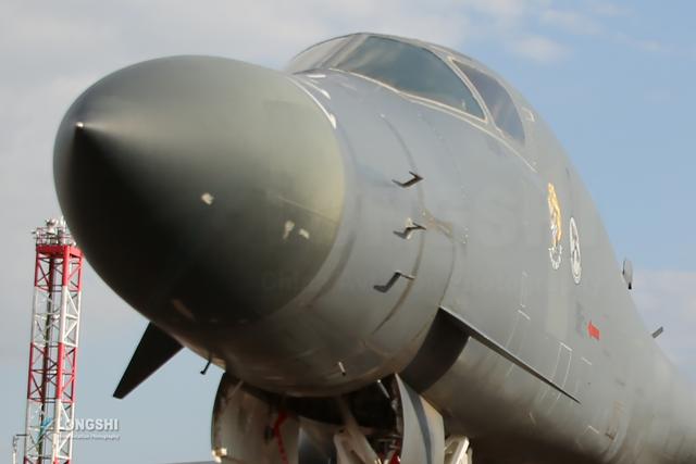 美军战略核轰露獠牙f22a战机模拟拦截歼20已经成为对手