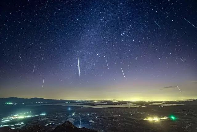 2018年,雪宝顶上空的双子座流星雨,杨友利2019年,双子雨之约,陆续月光