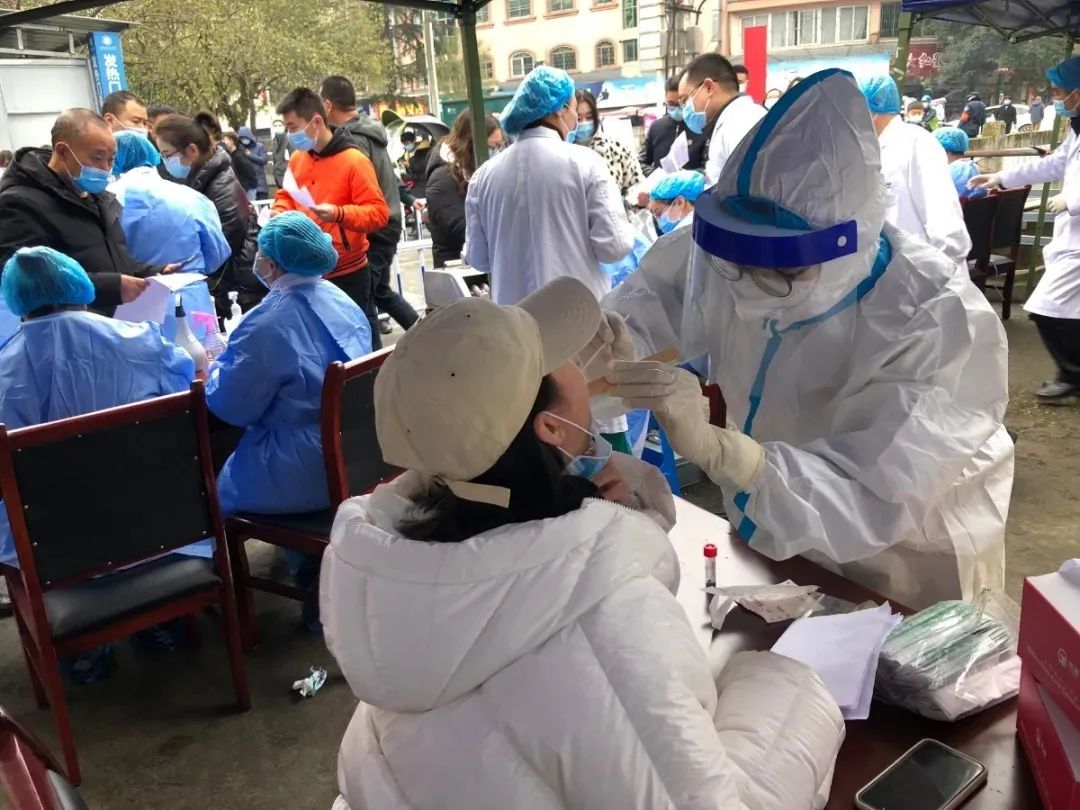 金堂县这一次 谢谢你开展核酸样本采集工作双流区派出130人驰援郫都区