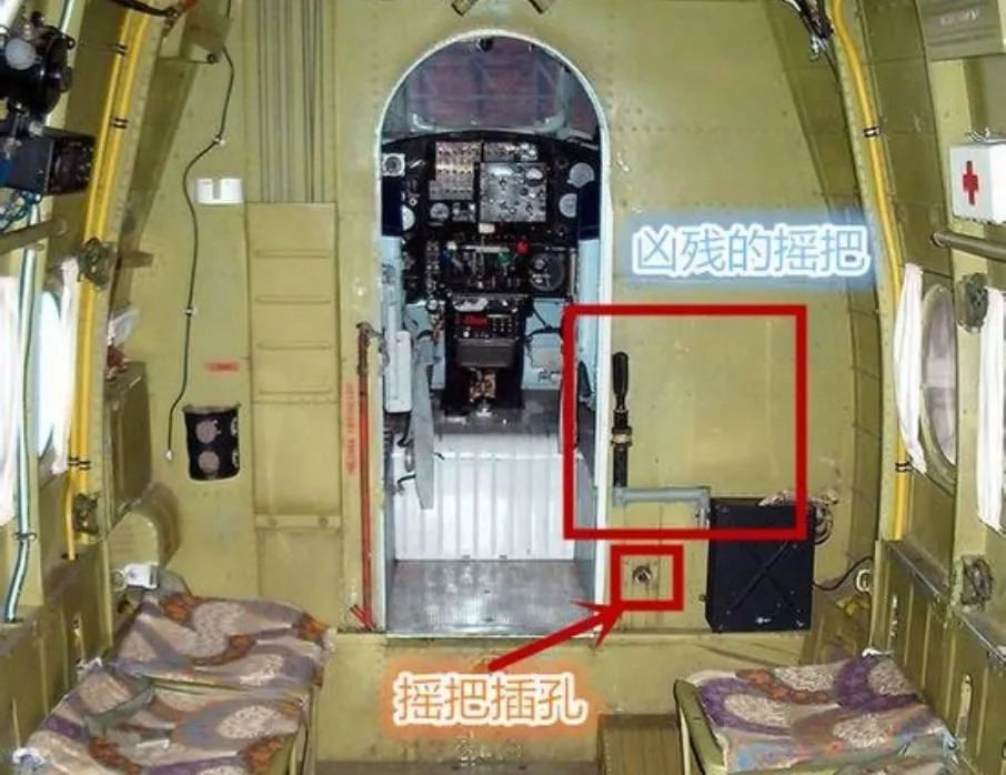 年底了，运-5也上镜头，无需弹射器就能航母起飞的国产运输机！