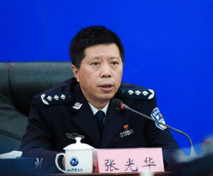 期一年);杨正林为四川省医学科学院·四川省人民医院院长(试用期一年)