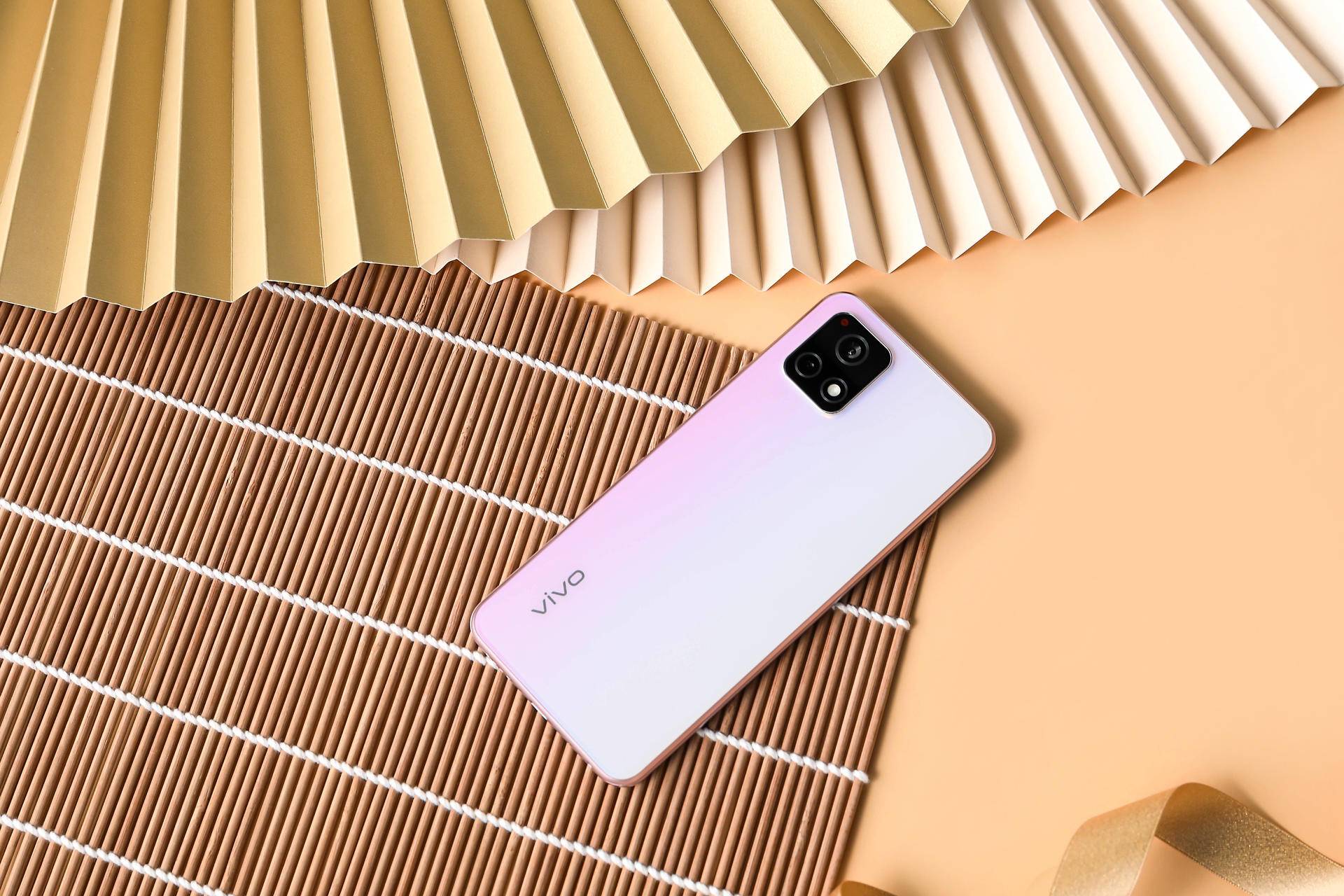 三款流行配色vivoy52s实力诠释时尚潮流美学