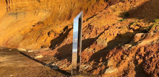 全球第7根神秘金属柱出现外星人真要现身科学家介入调查