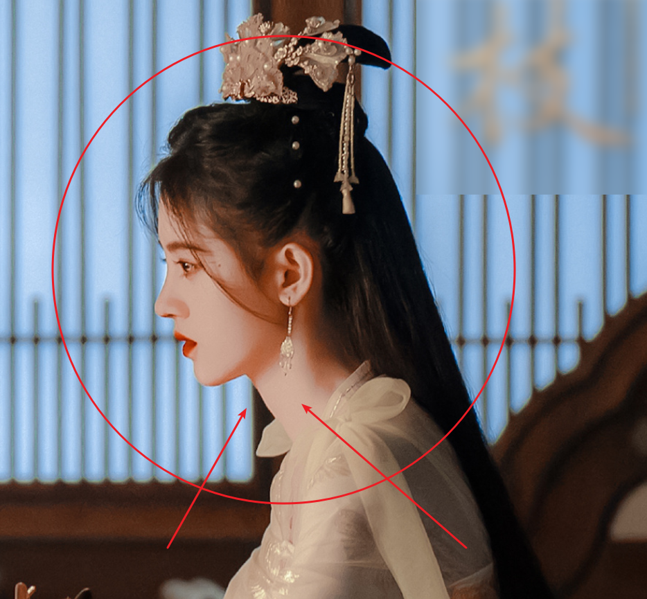 鞠婧祎妆容变化太大了吧!《慕南枝》又出新海报