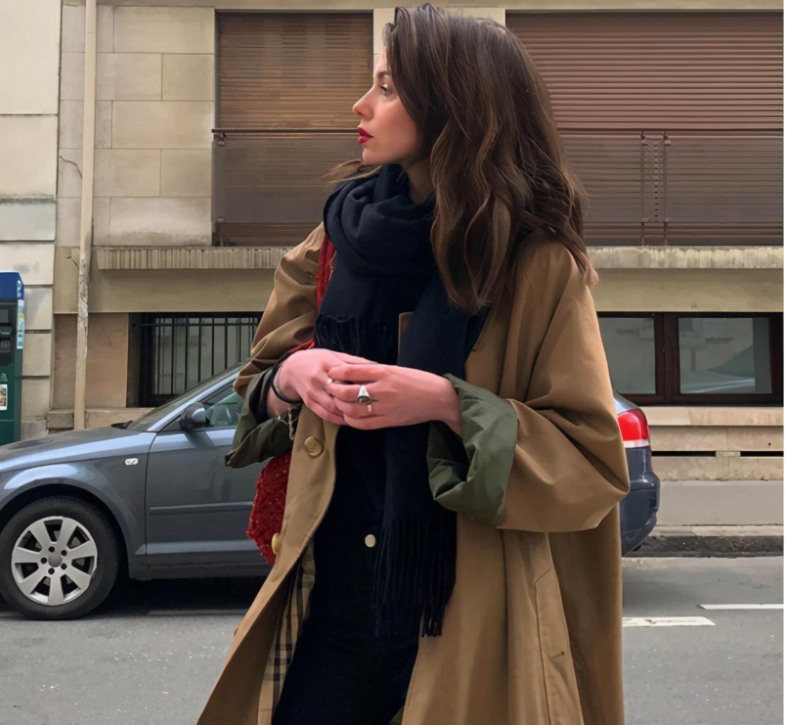 分享法国女人的6个穿衣习惯美得不突兀上了年纪也能优雅高级