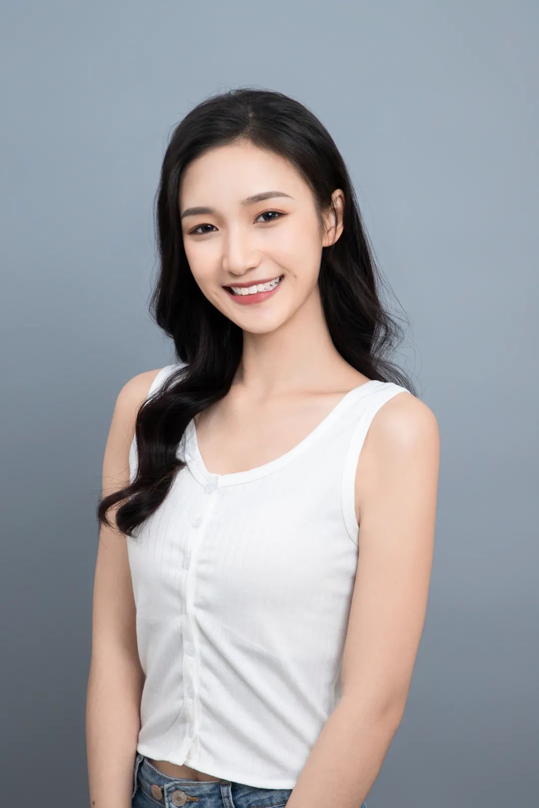 《主播练习生》月冠军初秀~来为她打call!