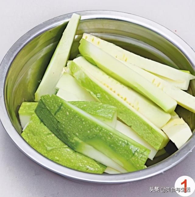试试这样做,咸甜爽口,好吃又下饭|西葫芦|甜面酱|菜瓜_新浪新闻