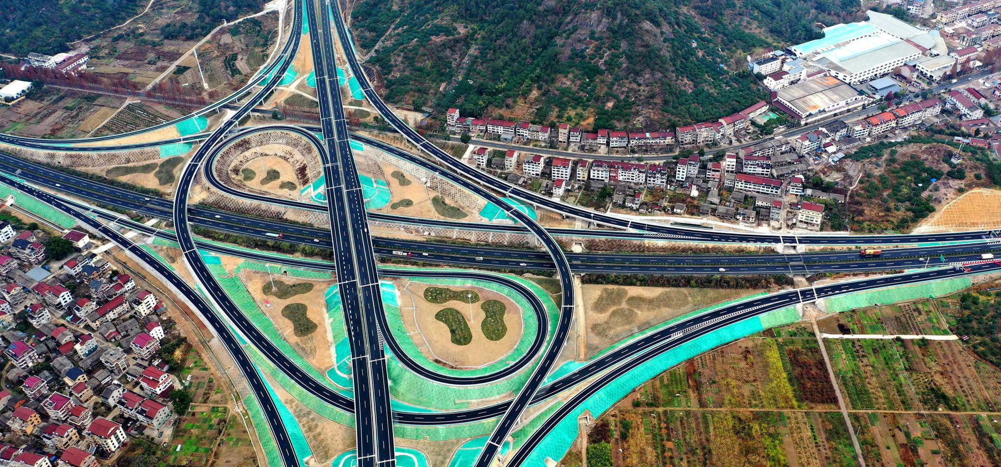 台州:杭绍台高速通过交工验收 通车在即