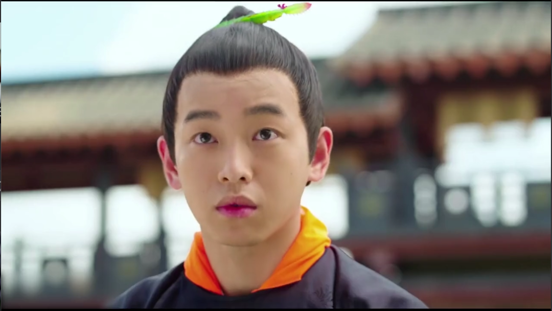 彭昱畅入行的第一部戏是《太子妃升职记》,他演一个小到不能再小的