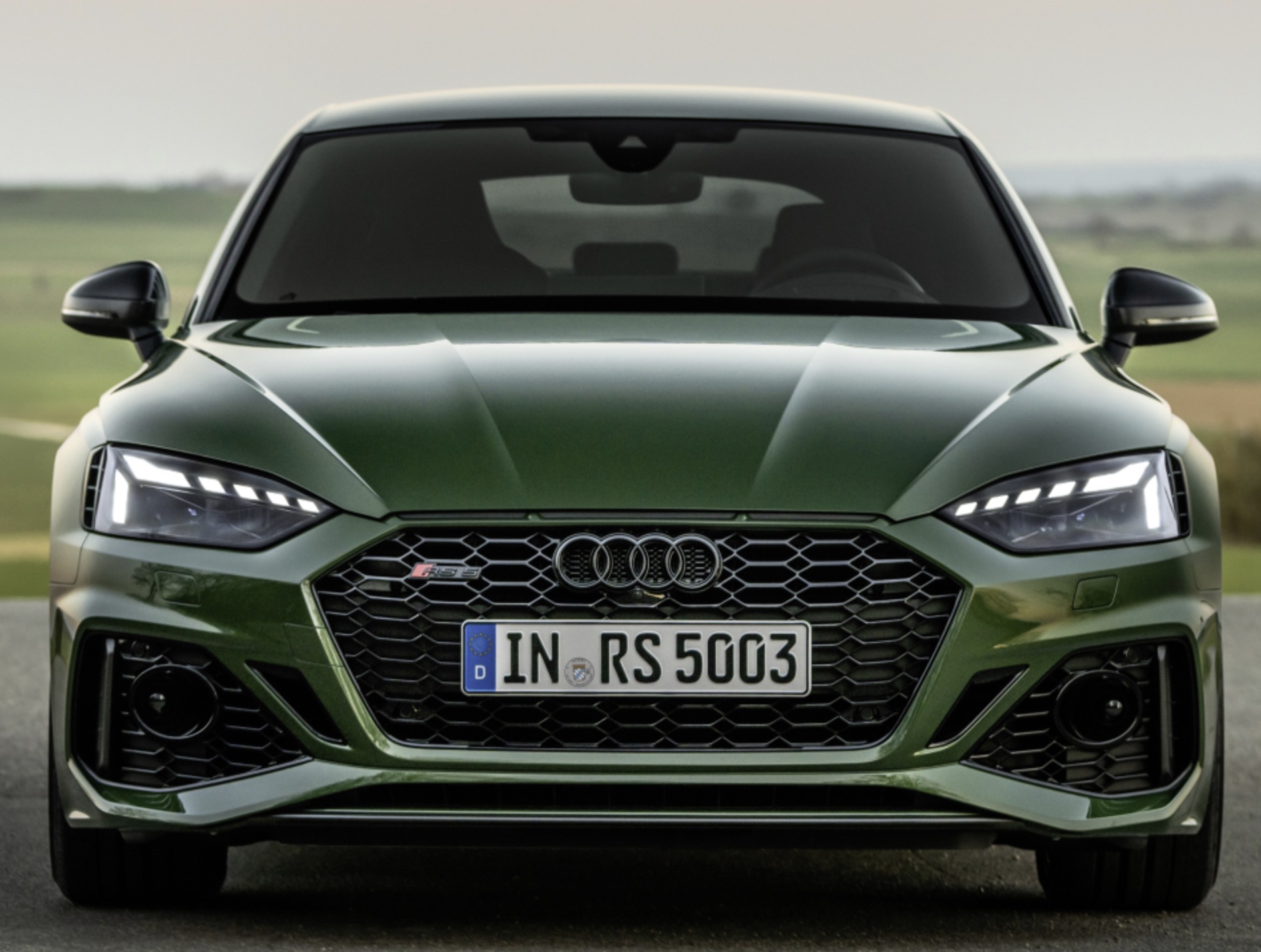 奥迪rs5中期改款,外观细节进一步犀利化