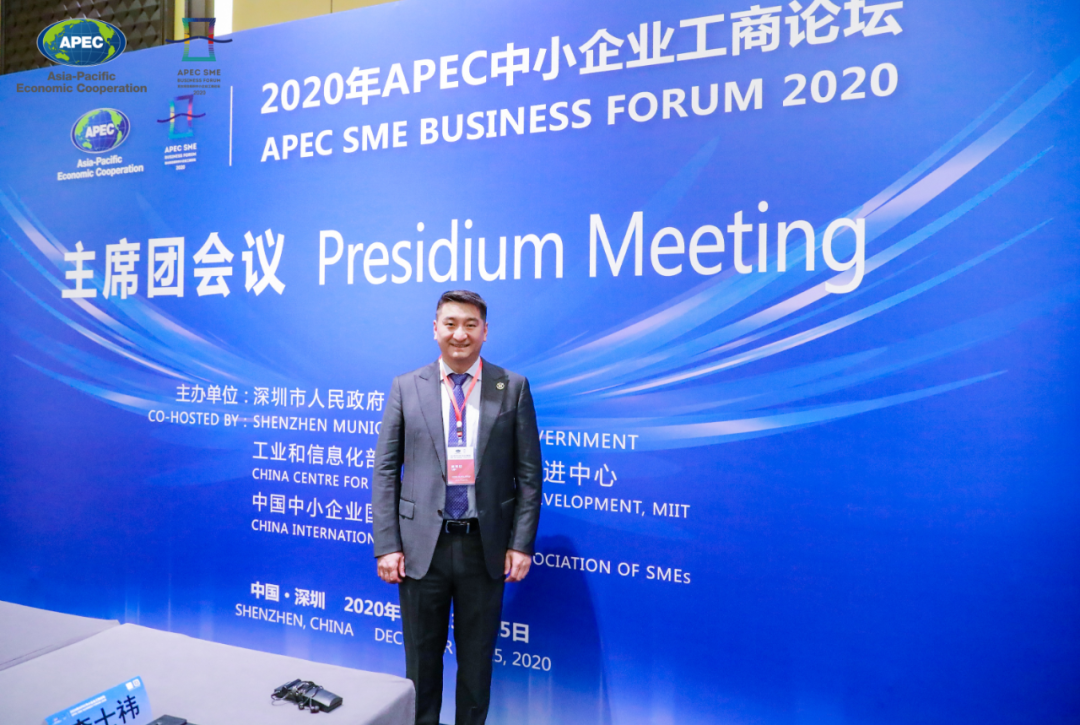 将国台龙耀年份酒带上apec李士祎要为酱酒再添一把火