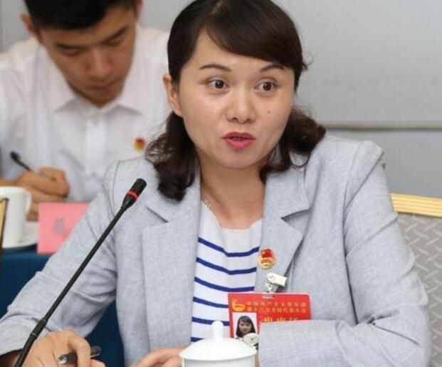 当年,她因"眼睛睁得太大"而被国家栽培,免费读书后如今怎样|苏明娟