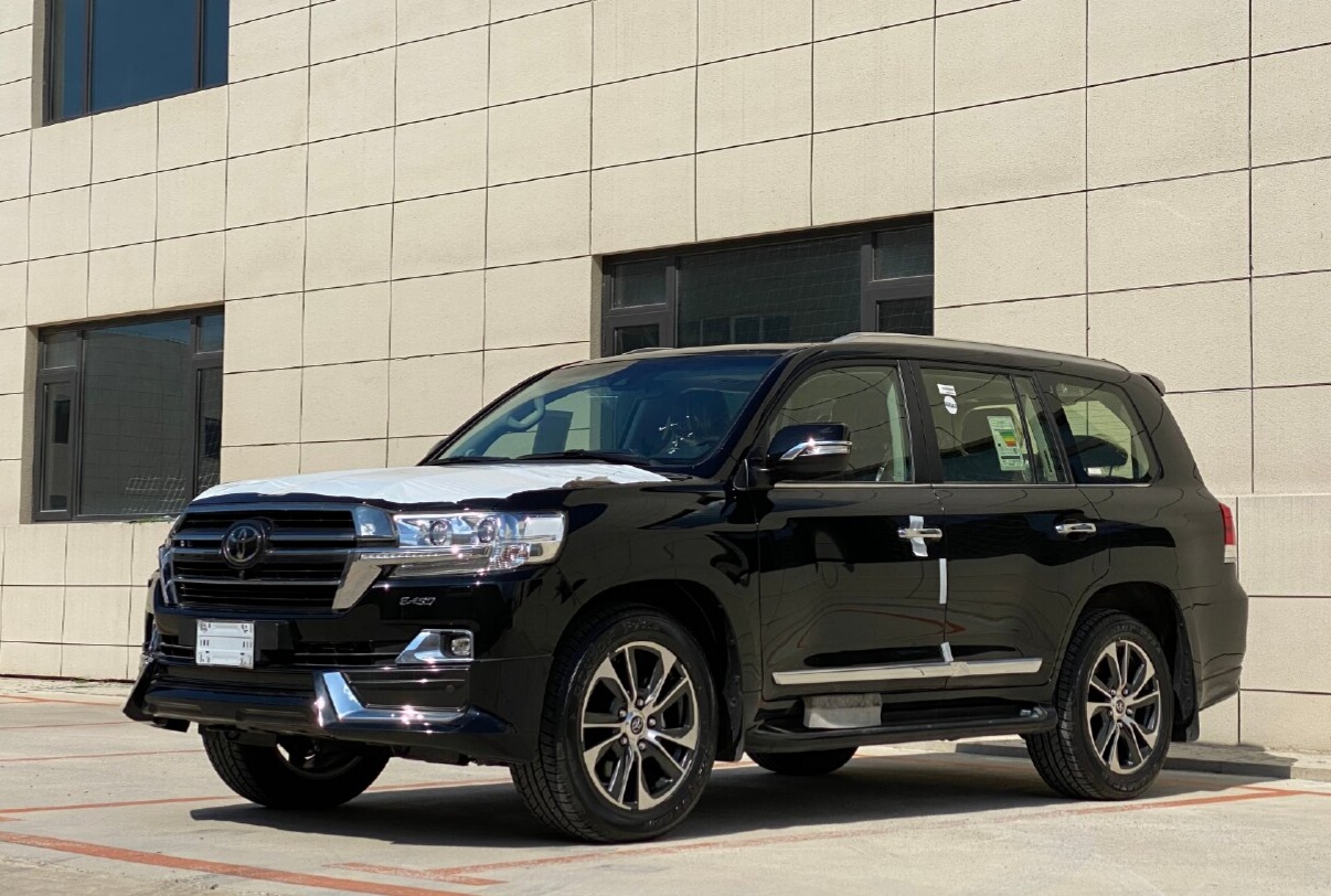 gt版丰田陆巡提车落地78万空气悬挂四驱新外观真霸气