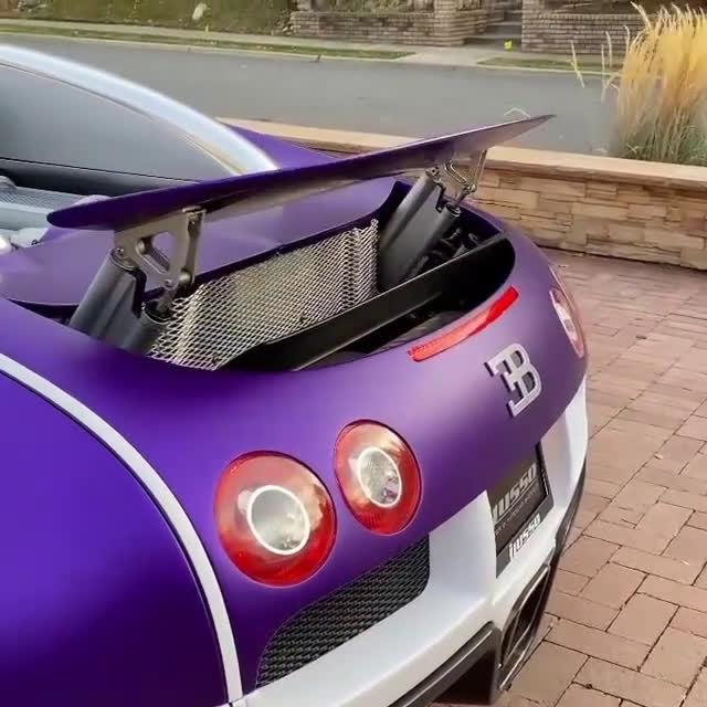 布加迪veyron大尾翼6767676767