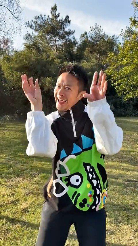 小天哥这是被sky天空少年团的弟弟们洗脑了吗