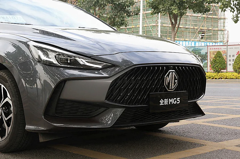 试驾全新名爵mg5 年轻人的第一辆"潮跑"