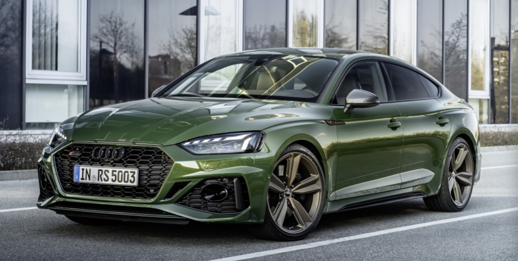 奥迪rs5中期改款,外观细节进一步犀利化