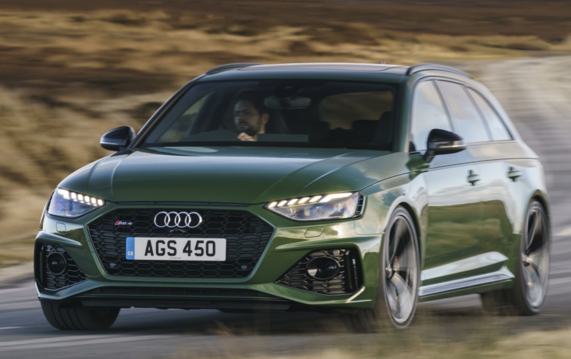 玩车的鄙视链顶端?奥迪rs4旅行车一定让国内车迷高潮