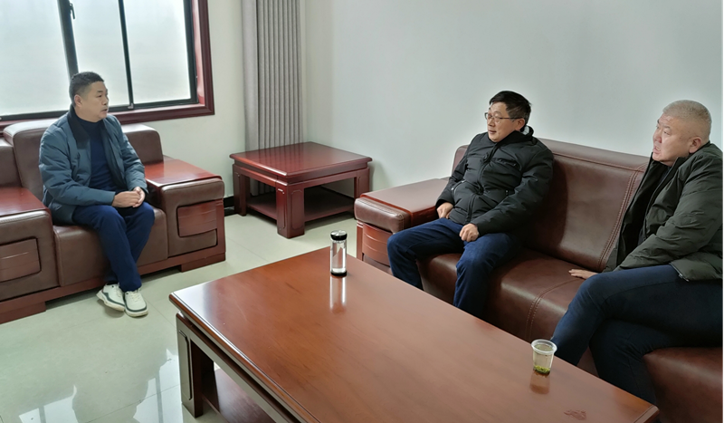 潘国兴到武安镇等地暗访督办疫情常态防控,禁渔退捕,非法采砂管控