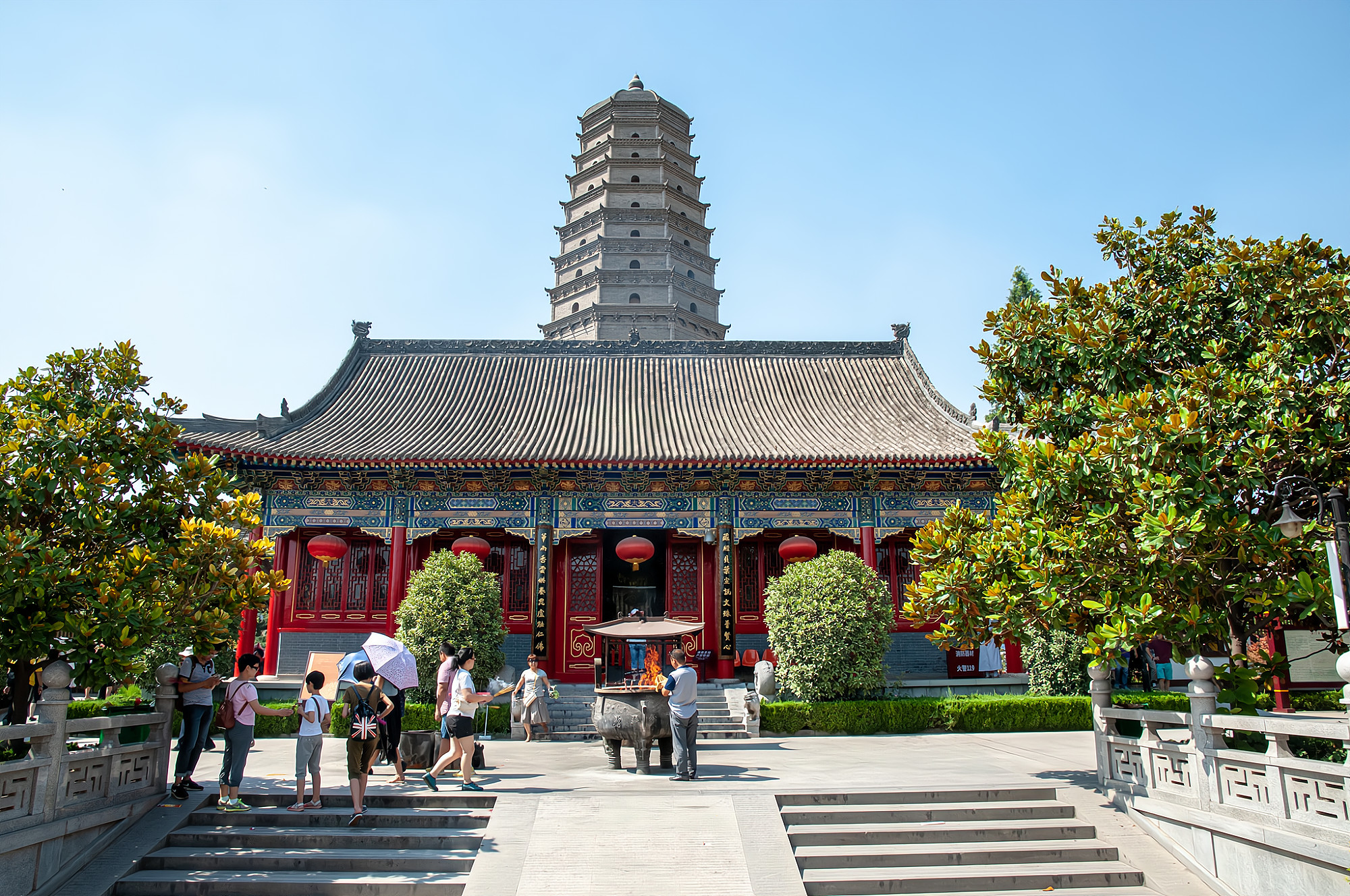 陕西法门寺,斥资50亿重建舍利塔,如今成"世界第九大奇迹"