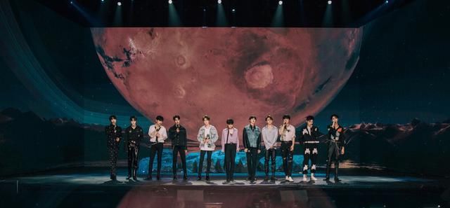 小学生作文写R1SE火了:“少年无愧”被打红线,老师一句话回怼休闲区蓝鸢梦想 - Www.slyday.coM 小学生作文写R1SE火了:“少年无愧”被打红线,老师一句话回怼休闲区蓝鸢梦想 - Www.slyday.coM