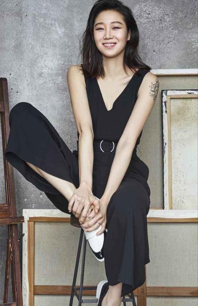 小沈阳媳妇沈春阳为戏减肥瘦了20斤意外撞脸韩国女神孔孝真