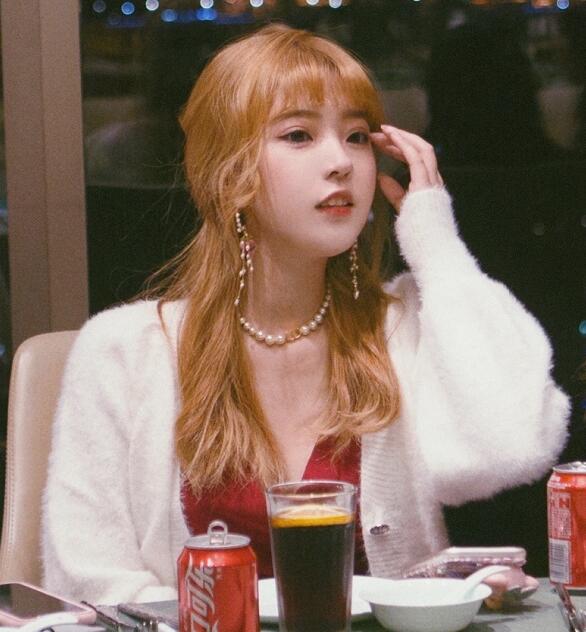 千万网红郝一点也被冒充,粉丝已有几十万,吓得赶紧小号澄清