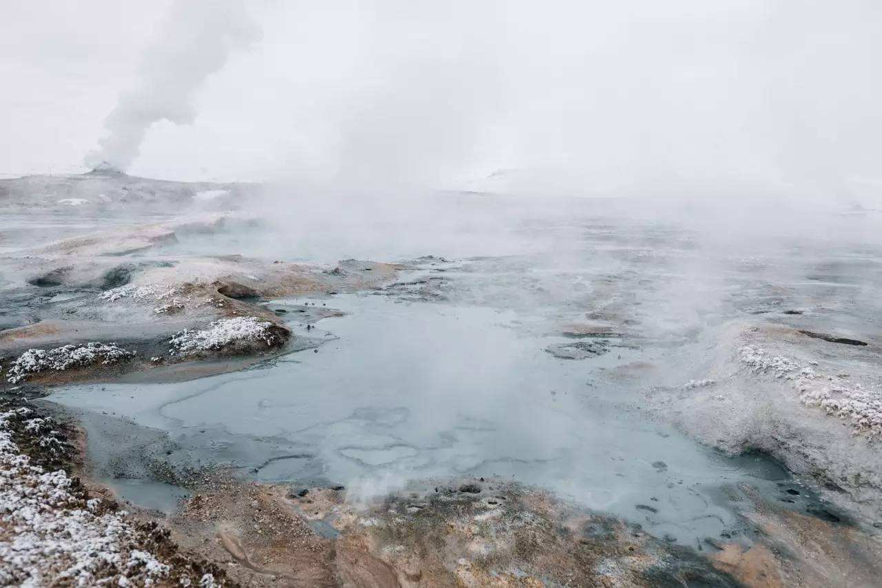 内蒙古中西部发现特大型地热田,是怎么形成的?