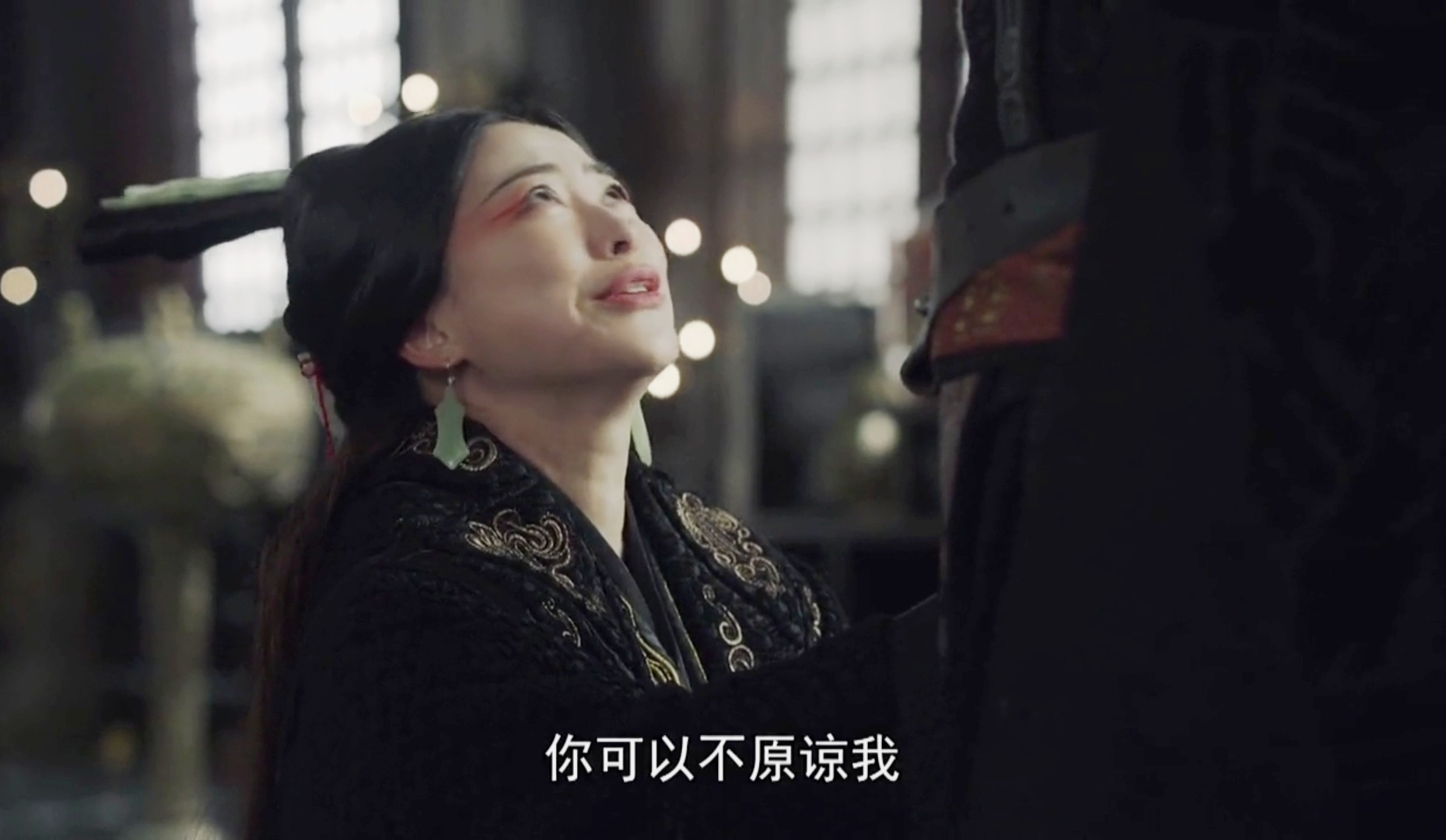 大秦赋赵姬自比宣太后为两孩子求情嬴政让她无地自容