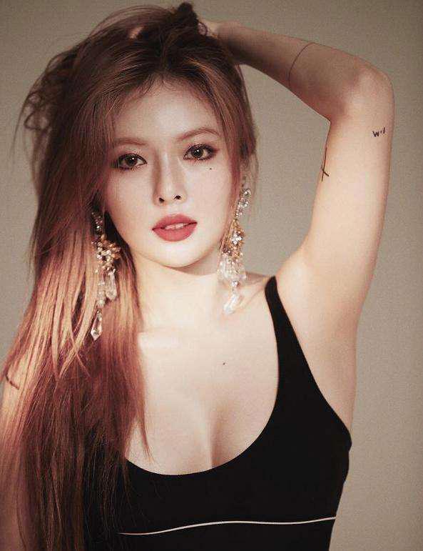 omg,泫雅这组内衣大片太辣了吧!!!|泫雅_新浪新闻