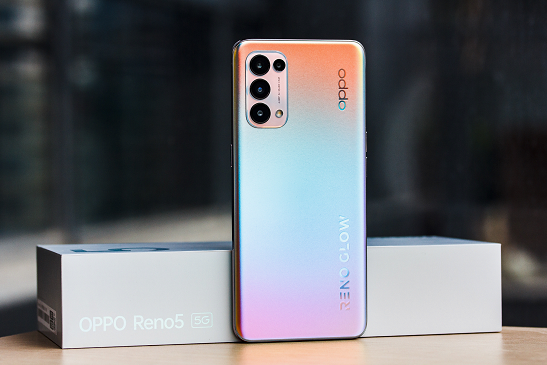 opporeno5轻体验直屏美颜视频标杆