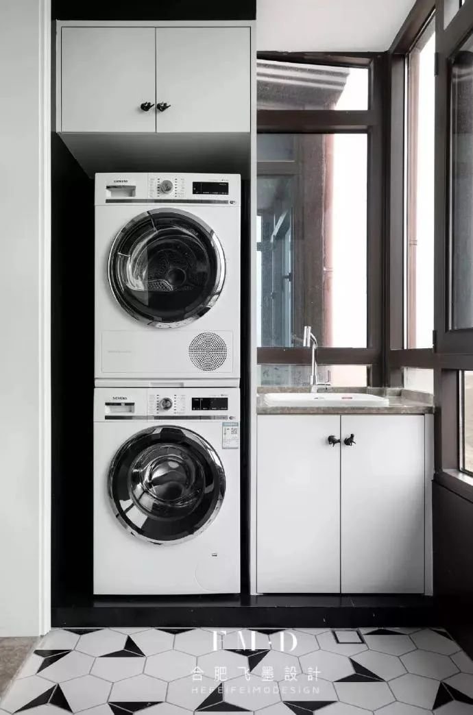 阳台洗衣区这样打造,洗烘晾及收纳功能都可满足休闲区蓝鸢梦想 - Www.slyday.coM