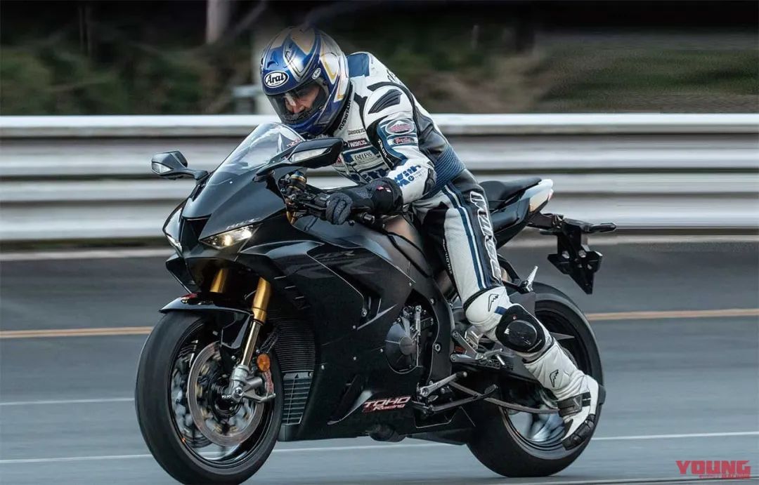 本田火刃CBR1000RR-R,多一个R的理由是什么?-新浪汽车