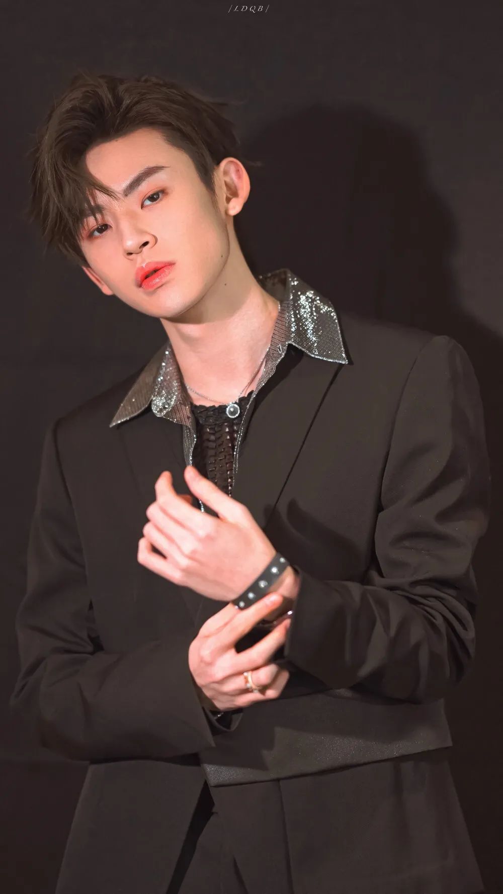 今日份壁纸小鬼王琳凯1216