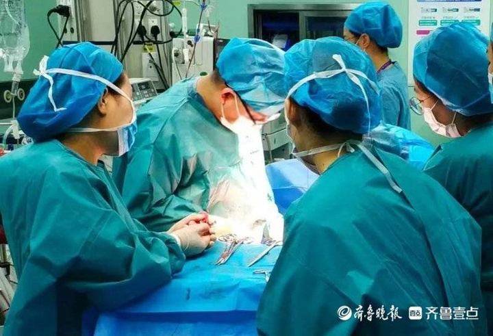 临产孕妇脐带脱垂胎儿性命堪忧，5分钟被送上手术台剖宫产休闲区蓝鸢梦想 - Www.slyday.coM