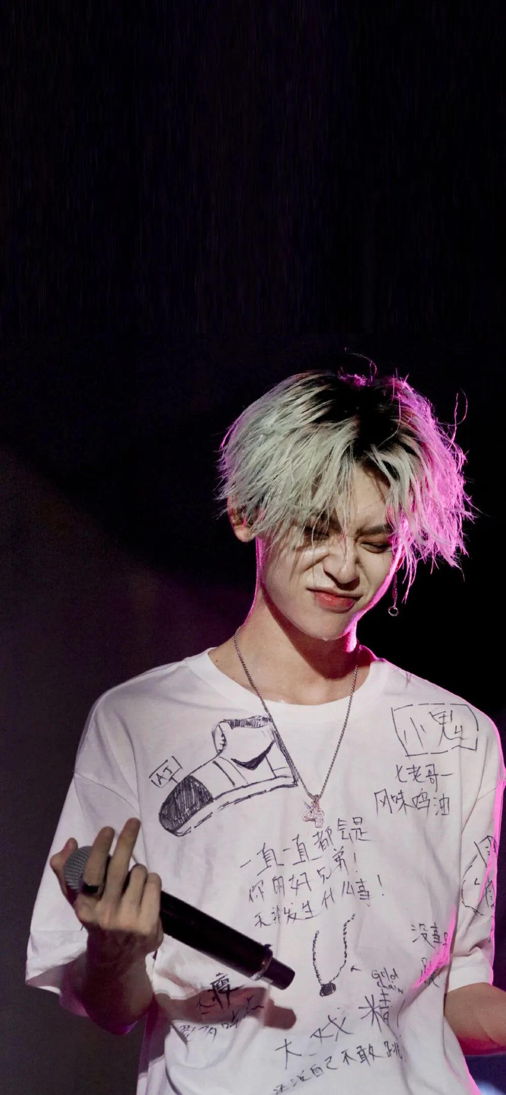 今日份壁纸小鬼王琳凯1216