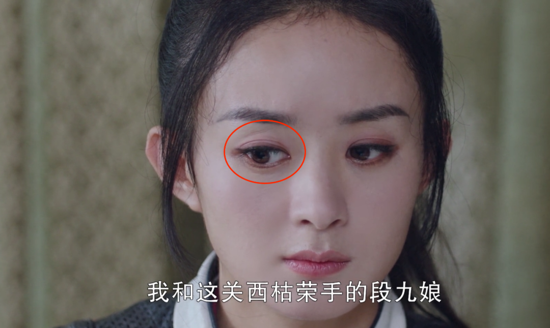 《有翡》服化道是败笔,假草假山假树,赵丽颖的双眼皮贴藏不住