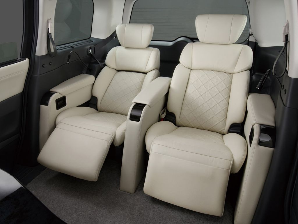 2021款日产君爵mpv本土亮相,配3.5l引擎,商务座椅-新浪汽车